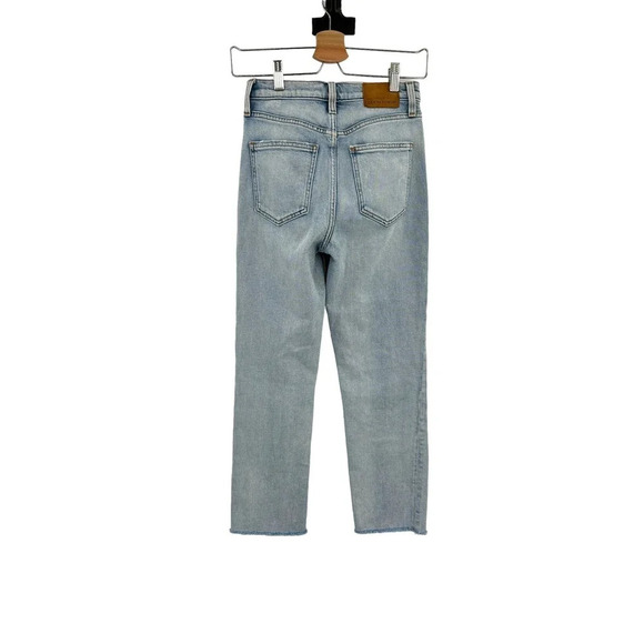 Aritzia Denim Forum The Arlo High Rise Straight Jeans Light Wash Blue Size 25 - Picture 5 of 12